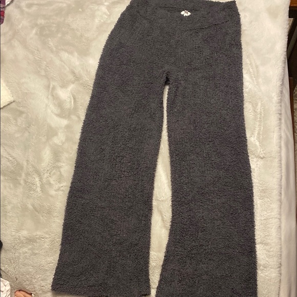 aerie Pants - NWOT Aerie Cozy Gray Woman’s Fleece Pants